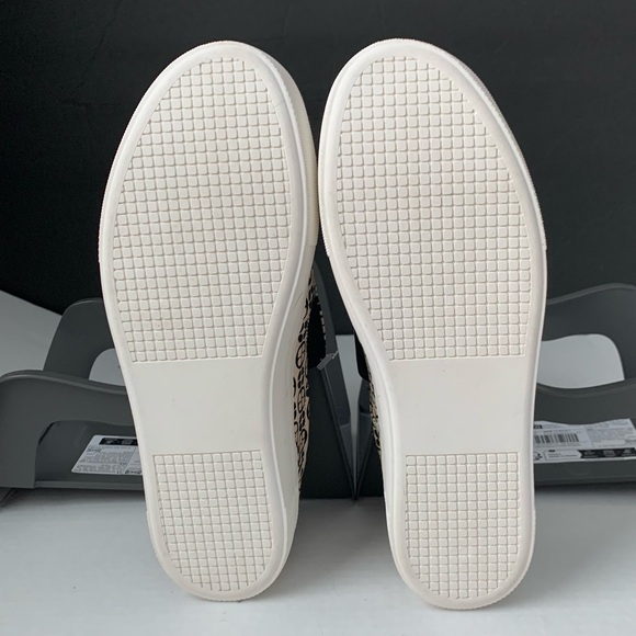 BILLY Slip On & Zipper Champagne Color Sneakers. Size 8, removable gel insoles - Picture 14 of 14